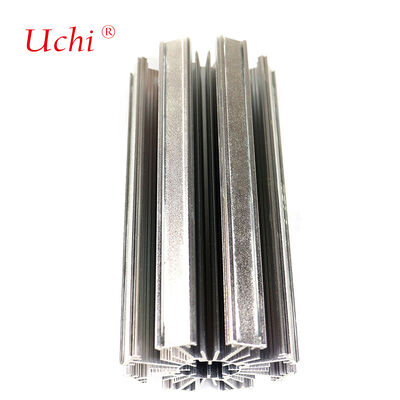 एनोडाइज्ड एल्यूमीनियम एक्सट्रूज़न के साथ सीपीयू हीटसिंक