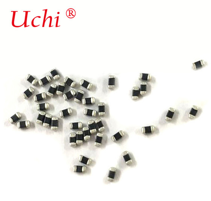 सर्किट सुरक्षा TVS Varistors 1206 1210 1812 2220 MOV Varistors